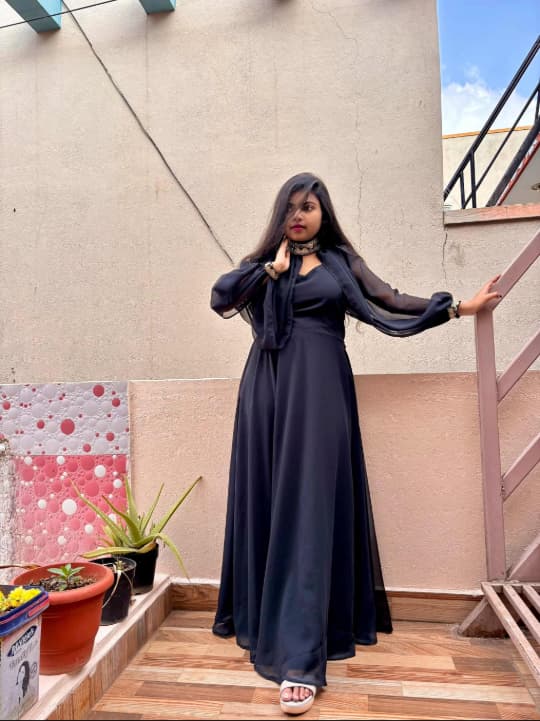 Black Elegant Maxi Dress 2